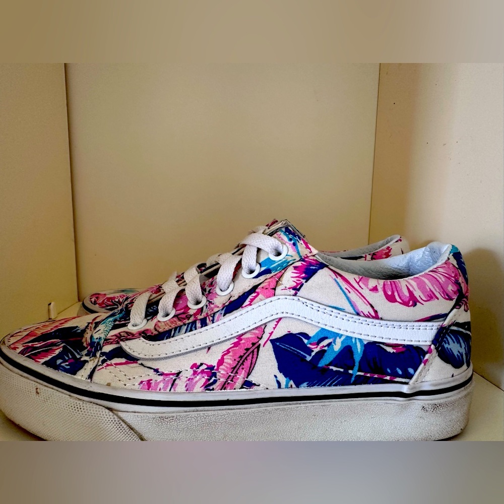 Kicking the Summer in my Vans!